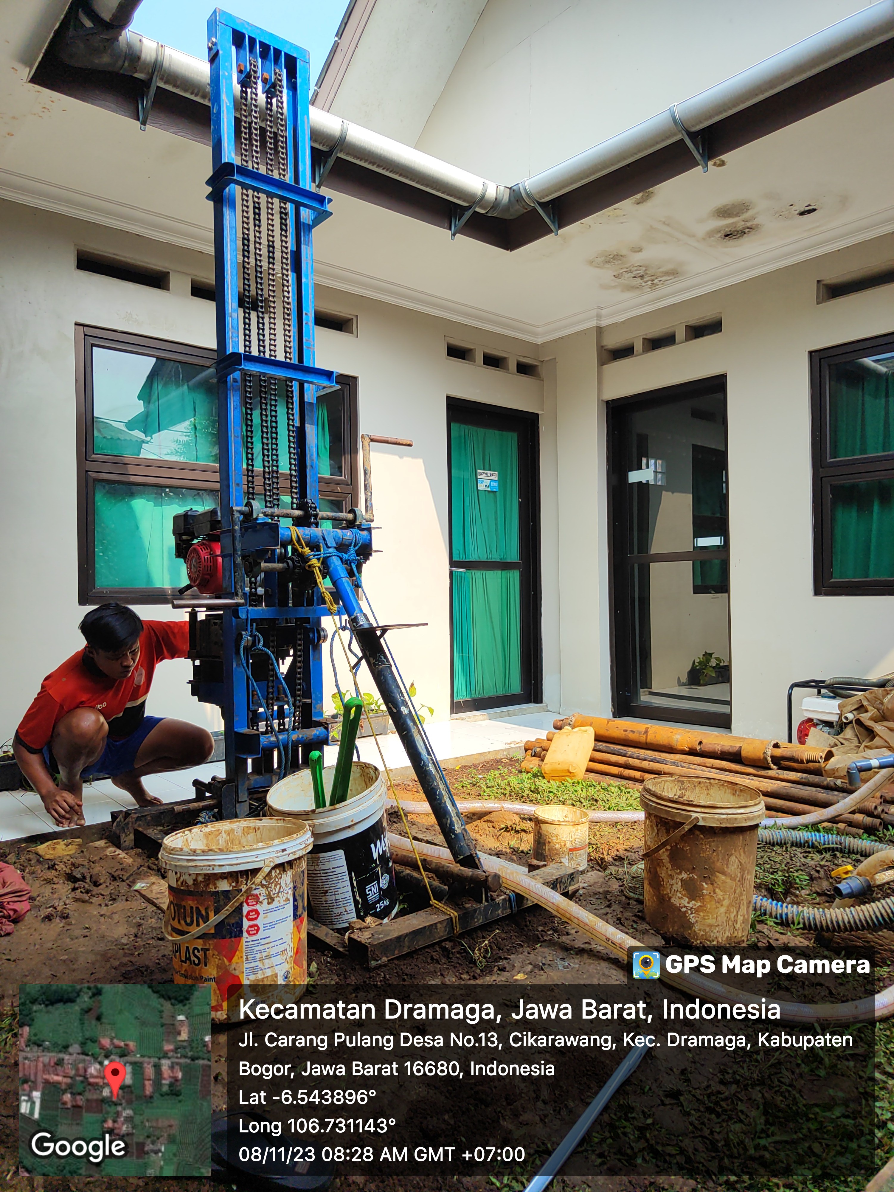 Bor Sumur Di Desa Carangpulang, Ciampe, Bogor